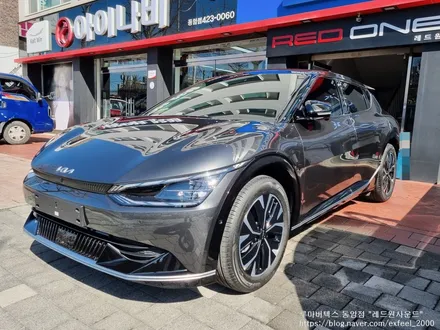[인천썬팅] The Kia EV6 전기차 - 루마 버텍스 300 썬팅 아이나비 블랙박스 Z7000 아이언가드 유리막코팅 코일매트 도어컵 PPF 작업.
