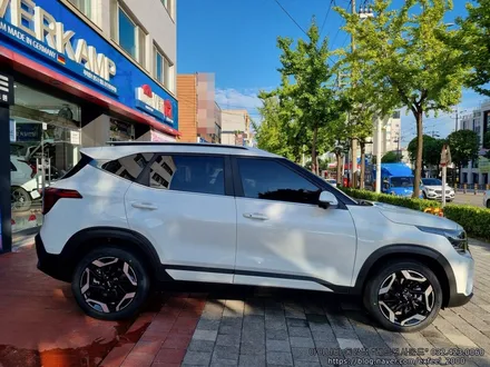 [인천썬팅] The 2025 셀토스 신차패키지 - 아이나비 칼트윈 TX 썬팅·아이나비 블랙박스 Z9500·아이언가드 세라믹 그래핀 유리막코팅·풋등 엠비언트·PPF 4종 작업