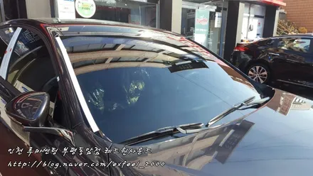깨끗하고 맑아 자신있게 추천하는 래티튜드 필름 ! <루마썬팅 부평동암점>