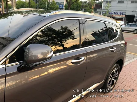 인기쟁이 싼타페 TM에 어울리는 명품필름 루마 래티튜드 !