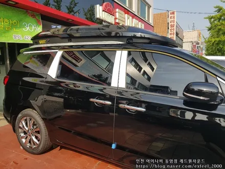 더뉴카니발 아웃도어, 시인성 좋은 아이나비 칼트윈LX로 스타일UP!