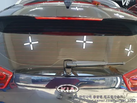 기아자동차 니로와 아이나비 칼트윈의 콜라보!