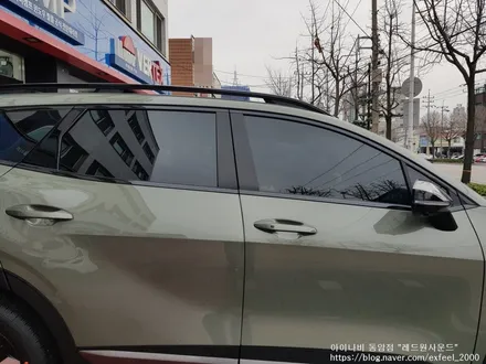 [인천아이나비] 정글우드그린 스포티지 NQ5 - 아이나비 칼트윈 RX 썬팅 · 파인뷰 블랙박스 LX7000 · 아이언가드 UE-10 유리막코팅