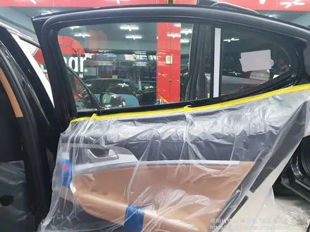 [인천썬팅] 비크블랙 제네시스 G70 과 모던블랙 루마 버텍스 700 의 조합.