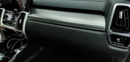 부산 MQ4쏘렌토 SORENTO 레터링과 함께 순정같은 엠비언트 시공 / 부산 진구, 김해