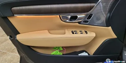 VOLVO S90 순정엠비언트 광량업시공기 / 부산 진구, 김해