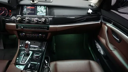 [BMW F10 520D] 사운드메이드 스타일의 엠비언트 무드등 / 부산 진구, 김해