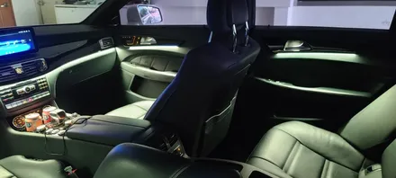 부산 벤츠 CLS 63 AMG 순정같은 비노출형 엠비언트 라이트 작업 / 부산 진구, 김해