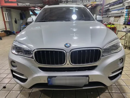 인천랩핑은 아이캐칭에서_BMW X6 에이버리 블랙유광 전체랩핑 시공후기 / 인천 서구, 부평, 부천