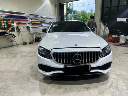벤츠 E클래스 에이버리 고광택 진주펄 필름 시공후기 / 인천 서구