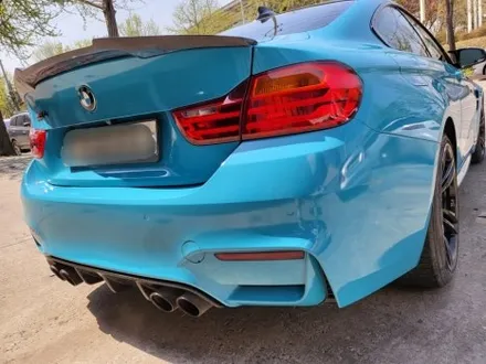 인천 카스킨 BMW M4 에이버리 아쿠아블루 전체랩핑 시공 / 인천 서구