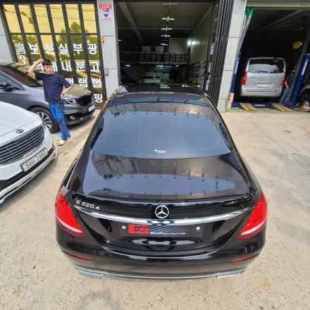 아이캐칭 벤츠 E220d 블랙유광시공/인천랩핑/인천부분랩핑/인천전체랩핑/인천자동차랩핑아이캐칭 / 인천 서구, 부평, 부천