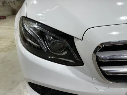 인천 벤츠랩핑_BENZ E클래스, 에이버리 유광화이트 전체랩핑 시공후기 / 인천 서구, 부평, 부천