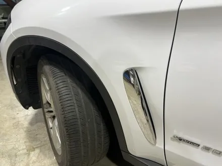 BMW X6 컬러체인지 인천랩핑, 밝고 세련된 유광 화이트로 재탄생 / 인천 서구