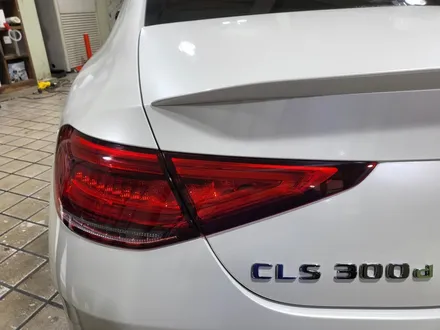 인천랩핑은 아이캐칭에서_벤츠 CLS 에이버리 화이트펄 전체랩핑 시공후기 / 인천 서구, 부평, 부천