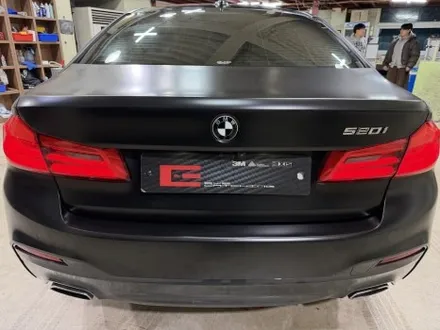 BMW 520i 크롬딜리트 포함 전체랩핑｜블랙 에디션 완성기 / 인천 서구