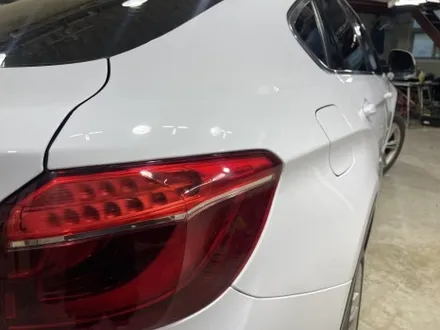 BMW X6 컬러체인지 인천랩핑, 밝고 세련된 유광 화이트로 재탄생 / 인천 서구