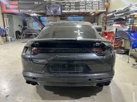포르쉐 파나메라 GTS 에이버리 고광택 울트라 스톤 그레이 전체랩핑 / 인천 서구