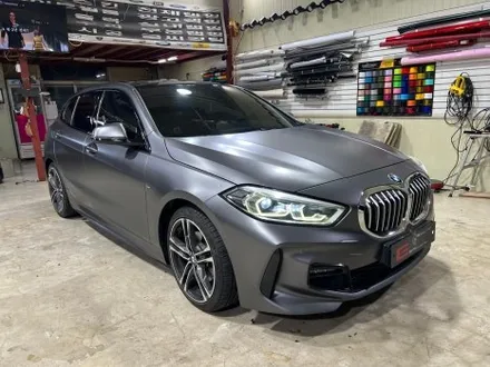 인천랩핑 아이캐칭 | BMW 118d 사틴 다크그레이 전체랩핑 시공 / 인천 서구