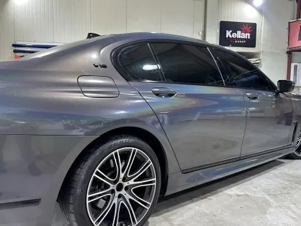 인천 BMW랩핑 7시리즈 에이버리 프리즈마틱 그레이메탈릭 시공 / 인천 서구