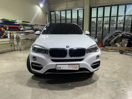 BMW X6 컬러체인지 인천랩핑, 밝고 세련된 유광 화이트로 재탄생 / 인천 서구