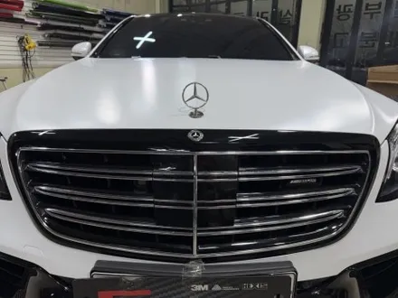 인천랩핑 벤츠 S63 AMG 전체랩핑 후기｜사틴화이트펄 + 크롬딜리트로 완성한 블랙앤화이트 / 인천 서구