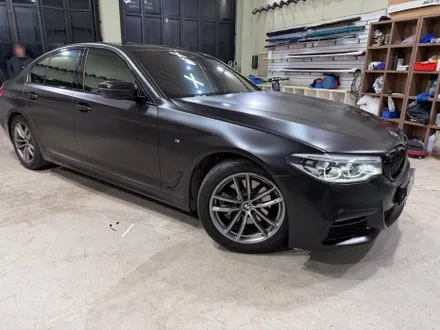 BMW 520i 크롬딜리트 포함 전체랩핑｜블랙 에디션 완성기 / 인천 서구