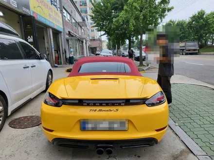 포르쉐 718 박스터 컨버터블, 에이버리 다크옐로우 전체랩핑/인천랩핑/인천전체랩핑/포르쉐랩핑/카스킨 / 인천 서구, 부평, 부천