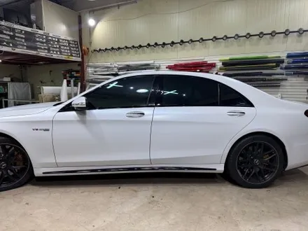 인천랩핑 벤츠 S63 AMG 전체랩핑 후기｜사틴화이트펄 + 크롬딜리트로 완성한 블랙앤화이트 / 인천 서구