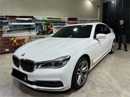 인천 벤츠랩핑_BMW 7시리즈, 비비드 유광화이트 고광택 랩핑 시공후기 / 인천 서구, 부평, 부천