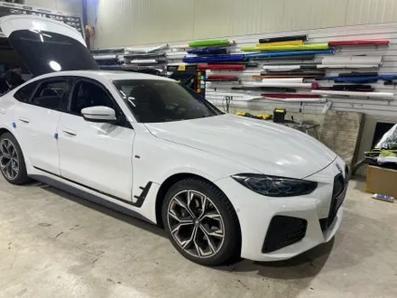 BMW i4_3M 글로스 인텐스 블루 전체랩핑 시공 후기 / 인천 서구