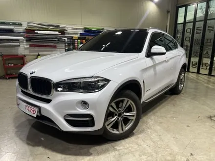 BMW X6 컬러체인지 인천랩핑, 밝고 세련된 유광 화이트로 재탄생 / 인천 서구