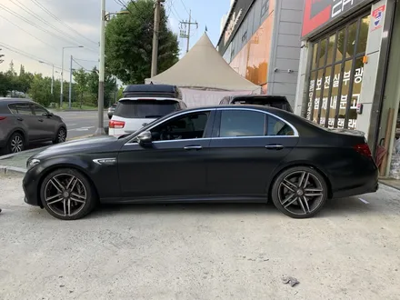 인천 벤츠랩핑_벤츠 E63 AMG 사틴블랙 랩핑 랩핑 시공후기 / 인천 서구