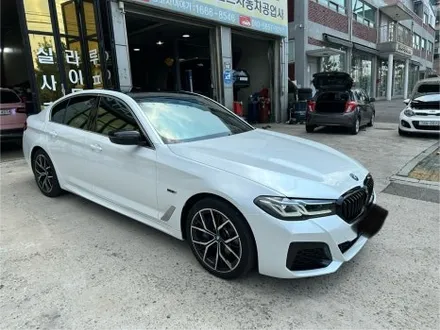 BMW 5시리즈 에이버리 고광택 진주펄 전체랩핑 / 인천 서구