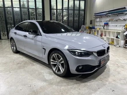강렬한 블루에서 부드러운 그레이로, BMW 420d 랩핑 사례 / 인천 서구
