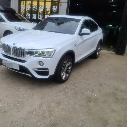 아이캐칭 BMW X4 화이트유광시공/인천랩핑/인천부분랩핑/인천전체랩핑/인천자동차랩핑 / 인천 서구, 부평, 부천