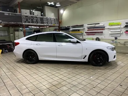 인천랩핑은 아이캐칭에서! BMW 6GT 에이버리 화이트유광 전체랩핑 시공후기 / 인천 서구, 부평, 부천
