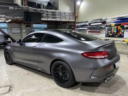 벤츠 C63 AMG _ 에이버리 사틴다크그레이 전체랩핑 / 인천 서구