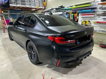BMW 5시리즈 전체랩핑｜올드한 실버에서 사틴블랙으로 완벽 변신 / 인천 서구