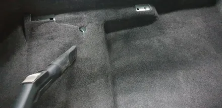 자동차에 빗물이 들어왔어요!!  잘말려야 냄새가 안나겠쥬?? / 부산 사하구 하단동