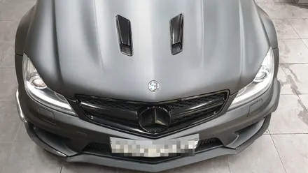 C63AMG 블랙시리즈 스타일.  플라스티딥으로 전체 무광랩핑 했어요~  부산무광랩핑 이지카케어 / 부산 사하구 하단동