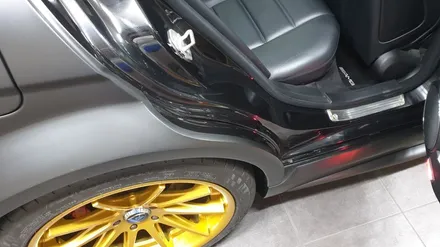 C63AMG 블랙시리즈 스타일.  플라스티딥으로 전체 무광랩핑 했어요~  부산무광랩핑 이지카케어 / 부산 사하구 하단동