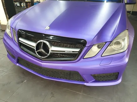 E63AMG 무광랩핑재시공 했어요. 플라스티딥 깔끔하게 재거하시려면 시공점에서 작업해야되요 / 부산 사하구 하단동