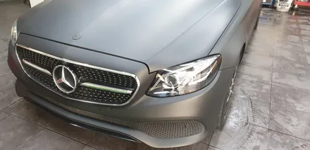 w213 E클래스 사틴블랙으로 전체랩핑했어요. 플라스티딥 무광랩핑으로 스크레치 방지하세요 / 부산 사하구 하단동