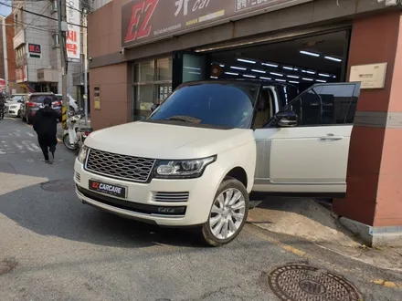 레인지로버 보그 전체랩핑작업.3m2080 사틴펄화이트 / 부산 사하구 하단동