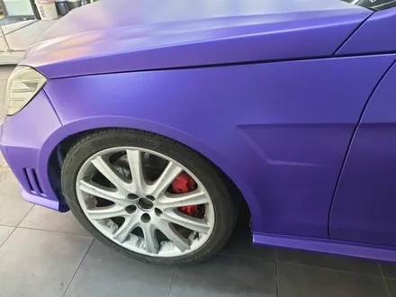E63AMG 무광랩핑재시공 했어요. 플라스티딥 깔끔하게 재거하시려면 시공점에서 작업해야되요 / 부산 사하구 하단동
