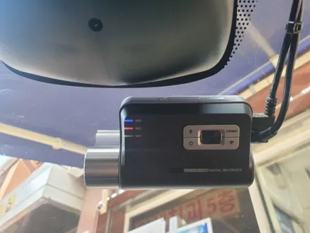 아이나비 글로벌 브랜드 THINKWARE DASHCAM F800 / 서울 서대문구 연희동