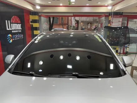 벤츠 S-Class 전면유리 교환 및 수원썬팅을 동시에~!! 가성비 좋은 레인보우IS100 틴팅시공 / 수원 영통동