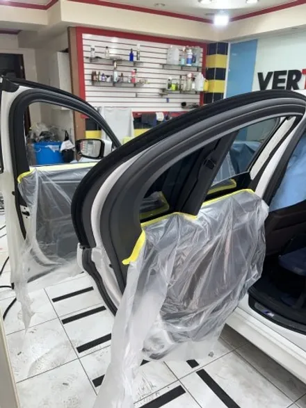 BMW 5시리즈(G30) 딜러 썬팅 제거 후 버텍스900 전체 시공 추천 가이드~!! / 수원 영통동