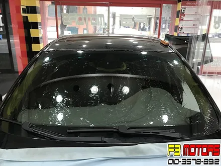 BMW528i 전면유리 및 측면1열 수원루마썬팅으로 재썬팅~!! / 수원 영통동